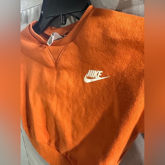 Boys Nike‎ Snow Day Fleece Crew Neck 24M Orange Mountains Warm - Picture 3 of 4